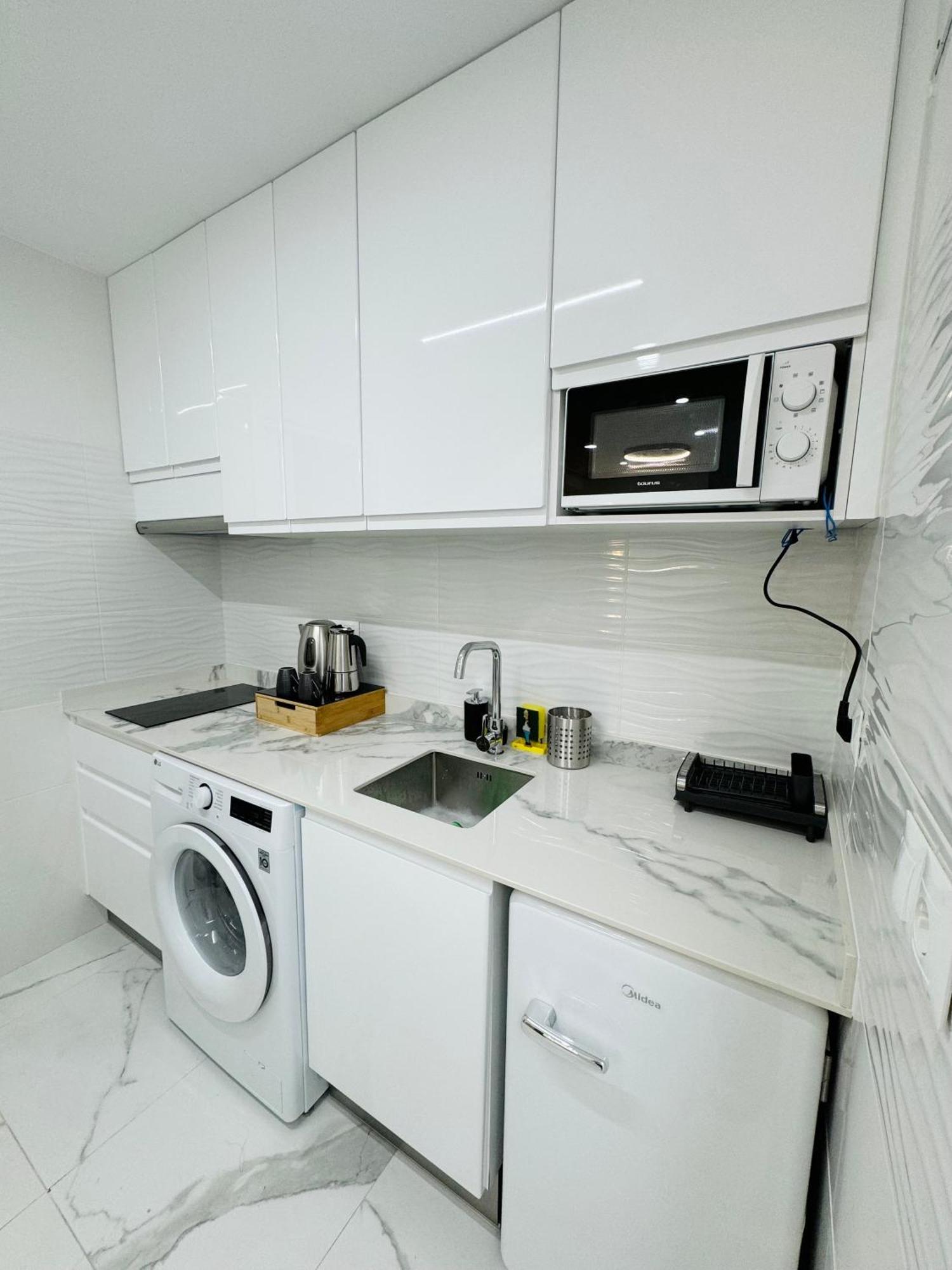 A Y A Apartamento Fuenlabrada Exterior foto